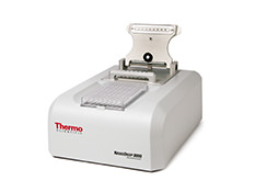 Thermo Scientific / 分光光度計 NanoDrop 8000