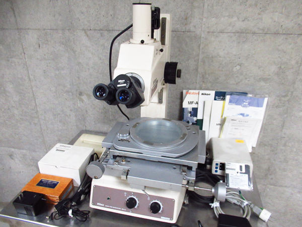 測定顕微鏡1