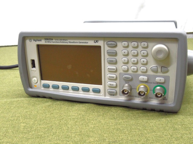 Agilent アジレント 33522A ファンクション 任意波形発生器
