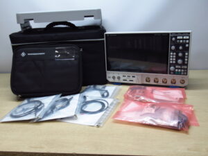 ROHDE&SCHWARZ R&S ローデシュワルツ MXO44 オシロスコープ MXO 4シリーズ