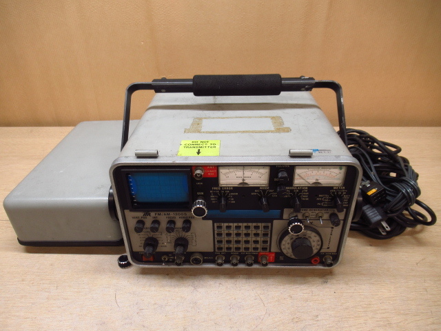 IFR FM/AM-1200S 通信サービスモニター 無線機測定器 ジャンク